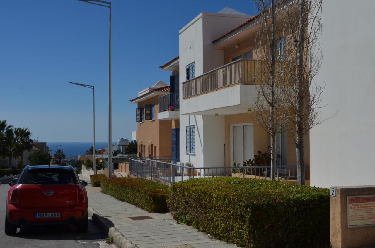 Verne Place Peyia Esterno foto
